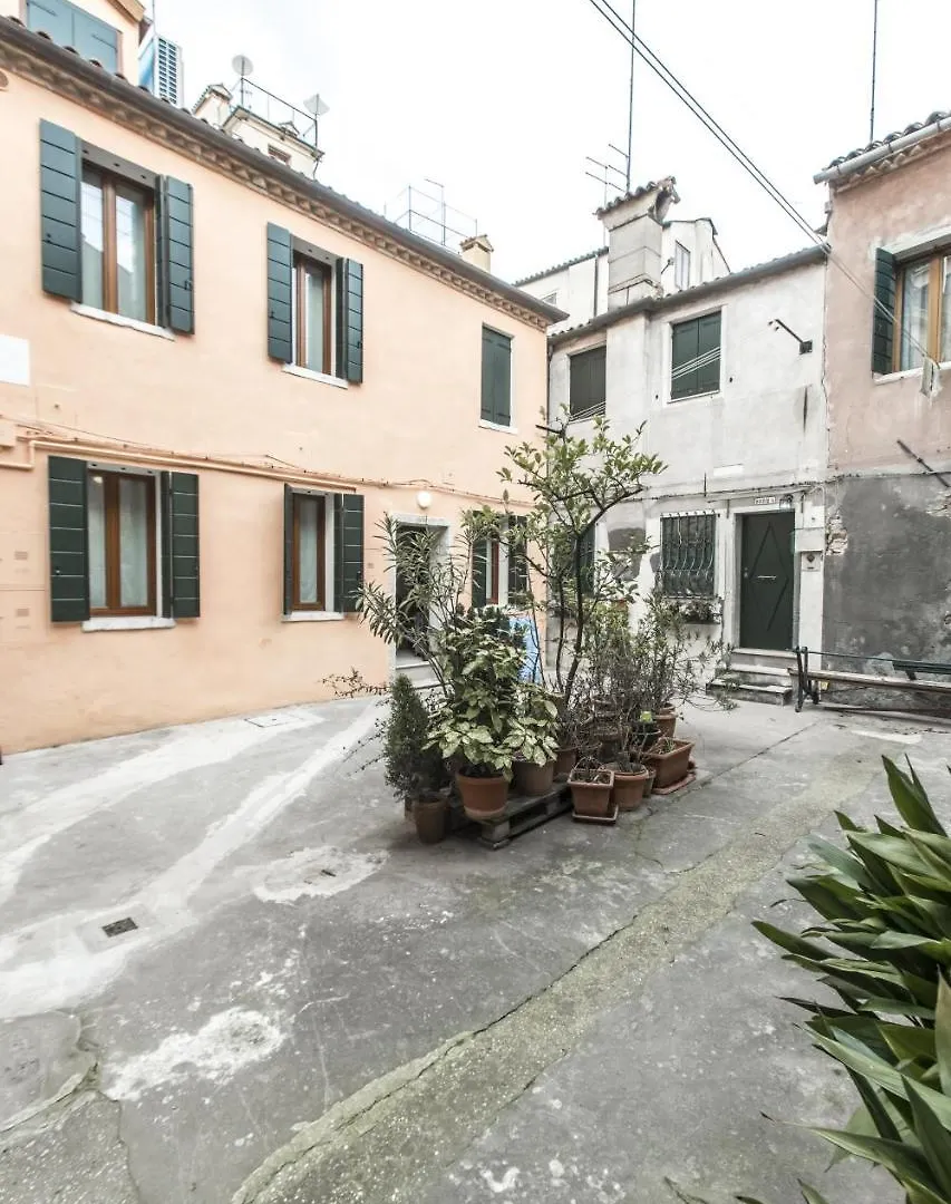 Venetian Dream Apartment R&R
