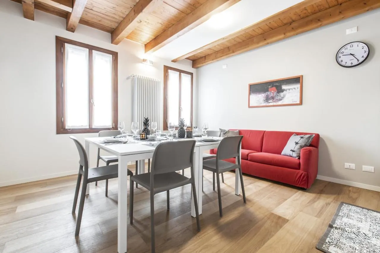 Venetian Dream Apartment R&R Italy
